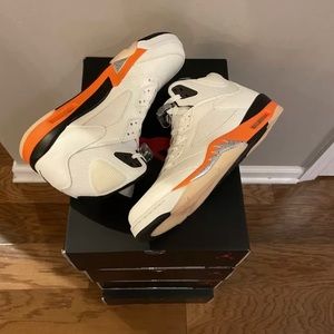 Jordan 5 - Shattered Background - New in box. Bought from champs.